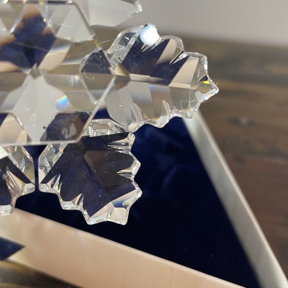 Swarovski 1996 Christmas ornament in box.  Rare. - Picture 10 of 17